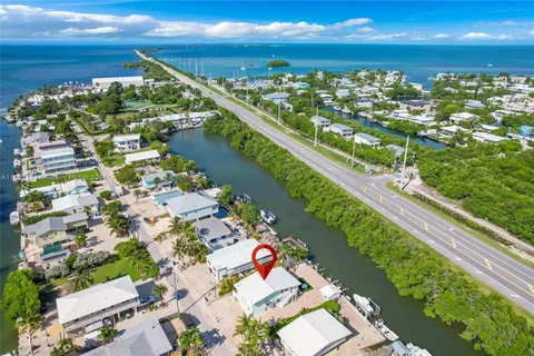 158 Iroquois Dr, Islamorada FL 33036