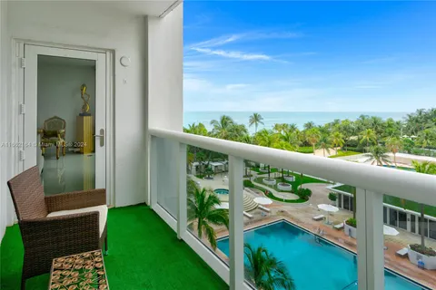 10275 COLLINS AV # 514, Bal Harbour FL 33154