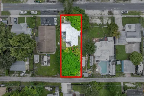 224 SW 14th St, Dania Beach FL 33004