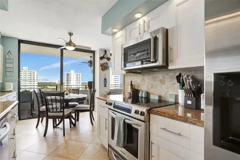 1500 N Ocean Blvd # 801, Pompano Beach FL 33062