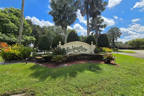 1830 Sabal Palm Dr # 105, Davie FL 33324