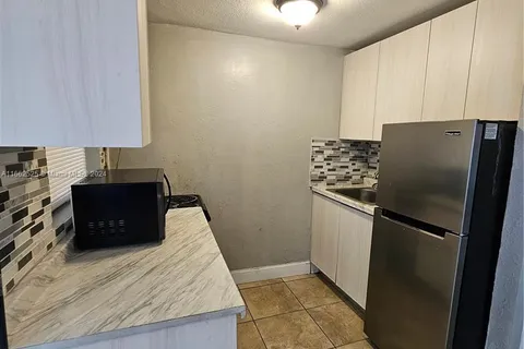 1361 NE 110th Ter # 2, Miami FL 33161