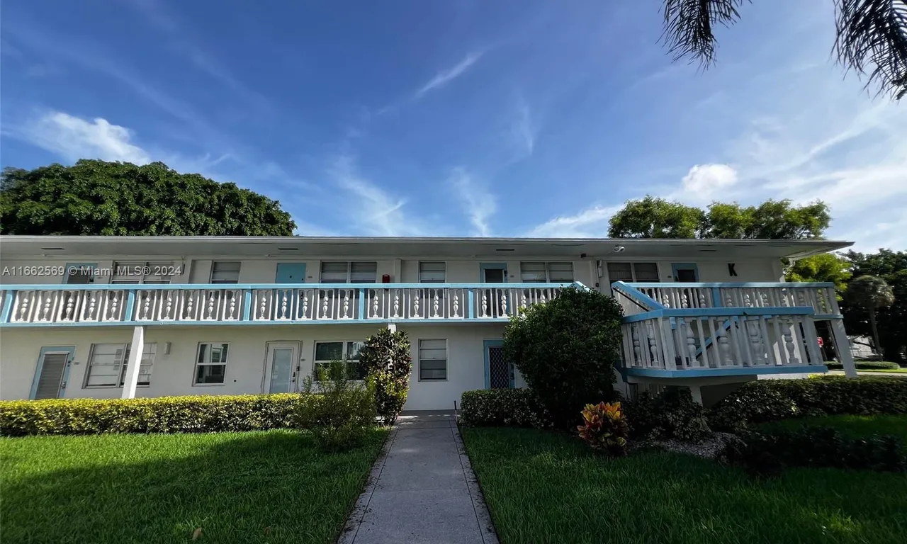 196 Westbury K # 196, Deerfield Beach FL 33442