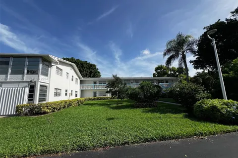 196 Westbury K # 196, Deerfield Beach FL 33442