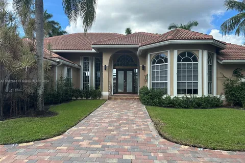 2934 Medinah, Weston FL 33332