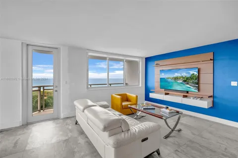 7135 Collins Ave # 736, Miami Beach FL 33141