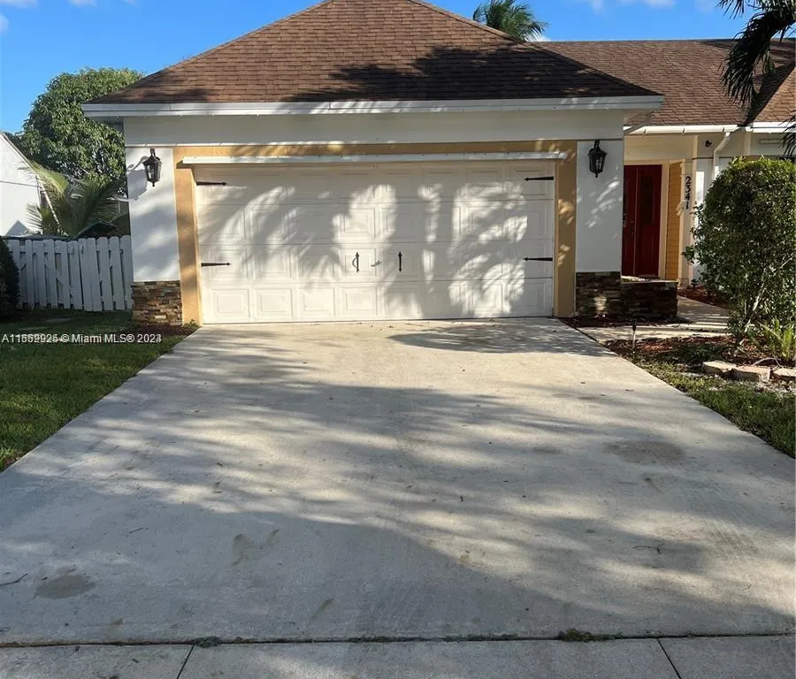 2341 Fairmont Ave # 2341, Miramar FL 33025