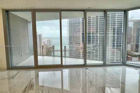 300 Biscayne Blvd Way # 2607, Miami FL 33131