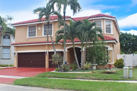 1443 SW 161st Ave, Pembroke Pines FL 33027