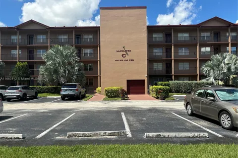 100 SW 130th Ter # 303C, Pembroke Pines FL 33027