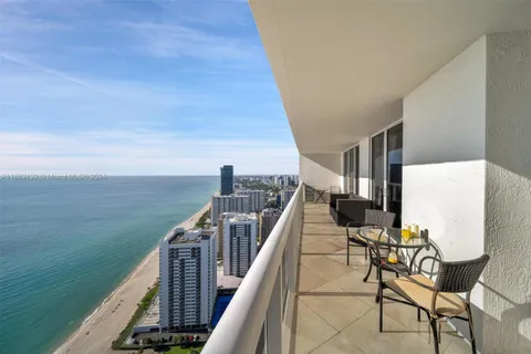 1850 S Ocean Dr # 4103, Hallandale Beach FL 33009