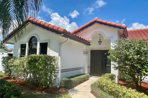 499 Hopalong Ln, Boca Raton FL 33487