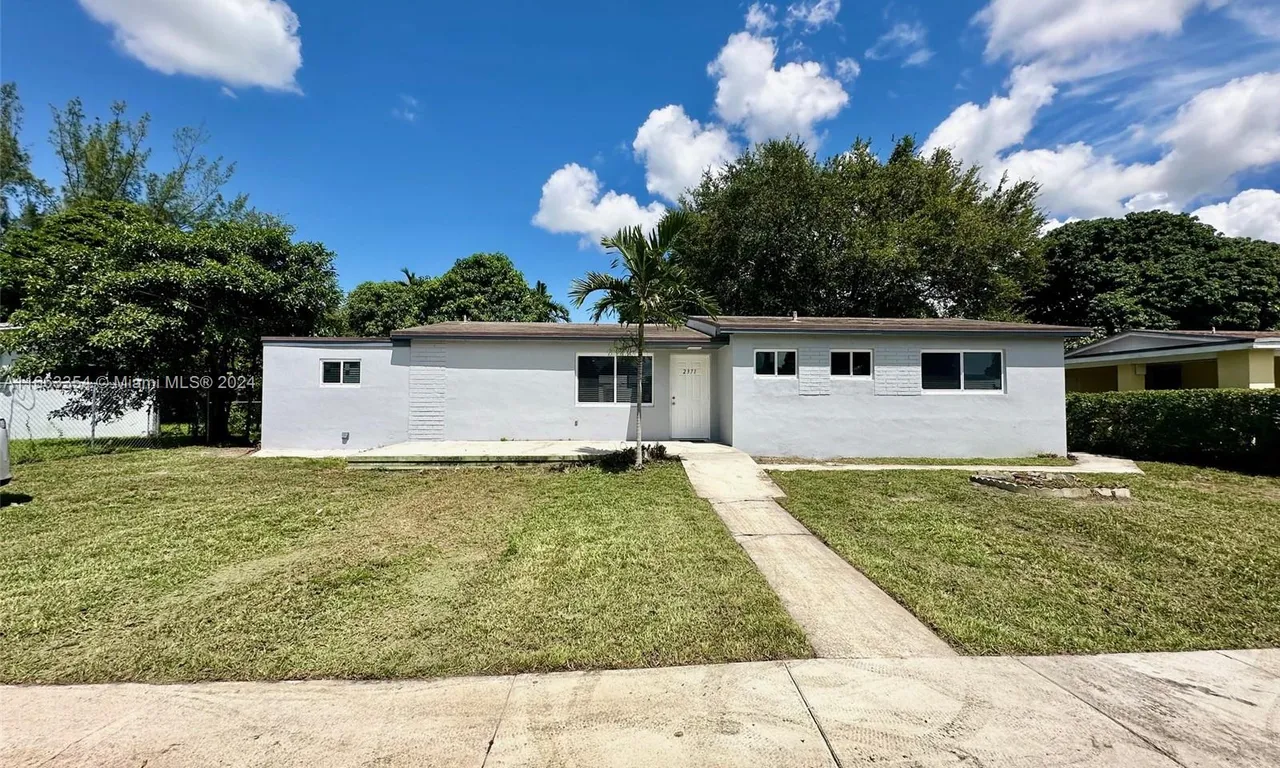 2371 NW 174th Ter, Miami Gardens FL 33056