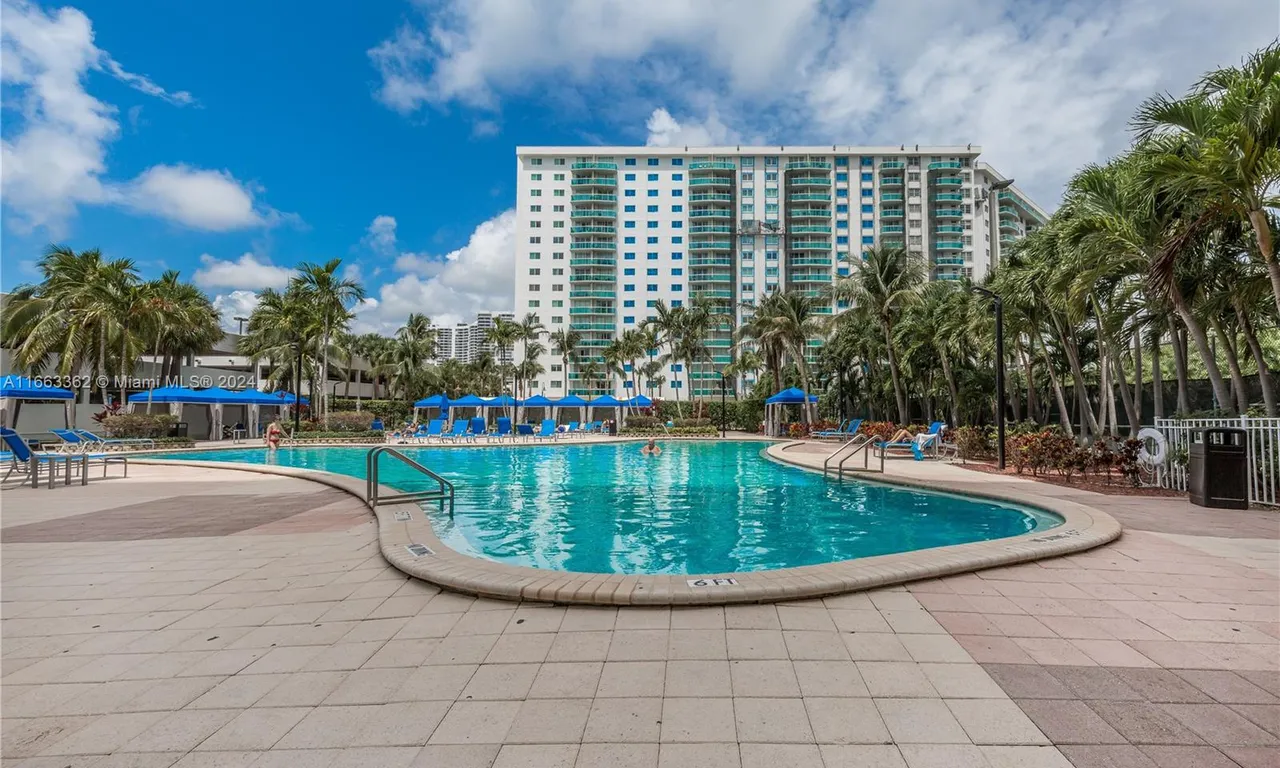 19370 Collins Ave # 307, Sunny Isles Beach FL 33160