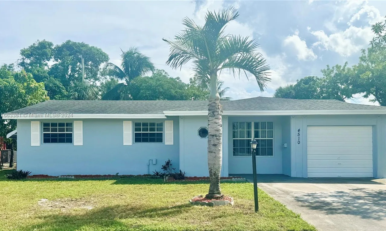 4510 NW 32nd Ct, Lauderdale Lakes FL 33319