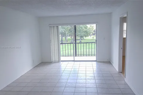 7911 N Colony Cir N # 202, Tamarac FL 33321