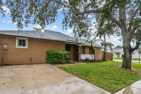 12332 SW 202nd Ter, Miami FL 33177