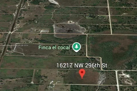 16217 NW 296 St, Okeechobee FL 322972