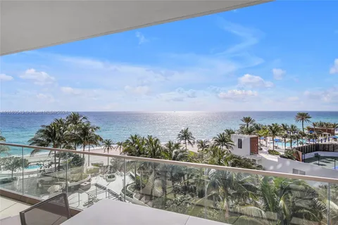 18975 Collins Ave # 404, Sunny Isles Beach FL 33160