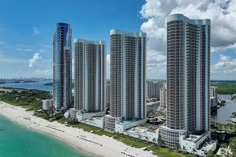 16001 Collins Ave # 2004, Sunny Isles Beach FL 33160