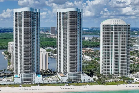 16001 Collins Ave # 2004, Sunny Isles Beach FL 33160