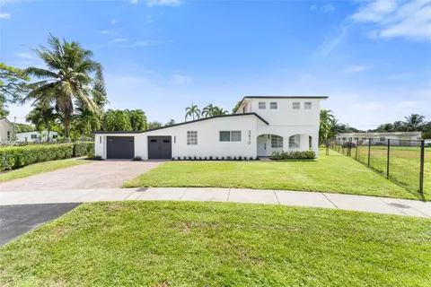 3410 NW 8th Ct, Lauderhill FL 33311