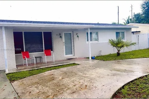 4711 NW 178th Ter, Miami Gardens FL 33055