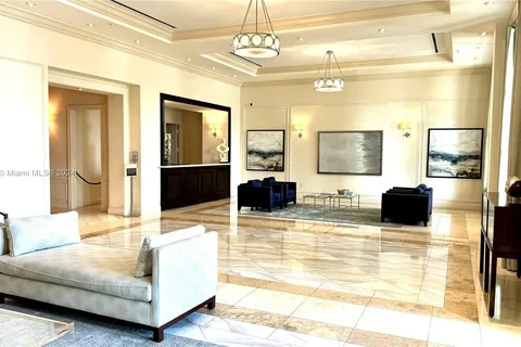 1300 Ponce De Leon Blvd # 802, Coral Gables FL 33134