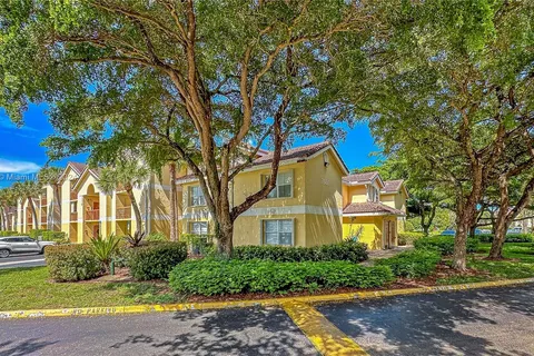 7680 Westwood Drive # 823, Tamarac FL 33321