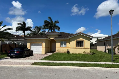 4273 NE 16th St, Homestead FL 33033