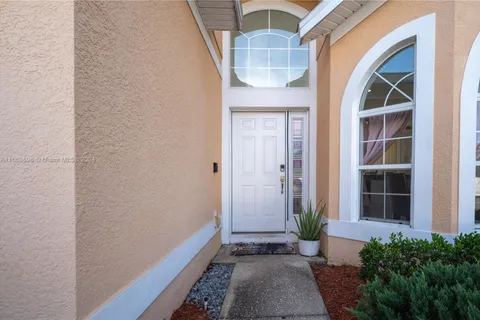 1073 TOURMALINE DR, Kissimmee FL 34746