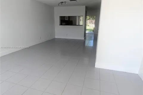 16661 Hemingway Dr # 16661, Weston FL 33326