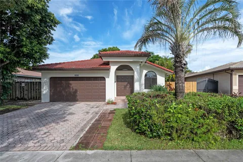 8535 Cutler Ct, Cutler Bay FL 33189