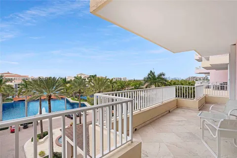 785 Crandon Blvd # 503, Key Biscayne FL 33149