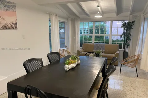 913 NE 5th St, Hallandale Beach FL 33009