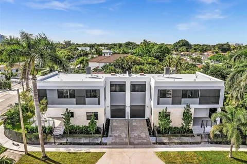 3302 SW 27th Terrace, Miami FL 33133