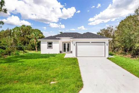 1117 bainbridge st, Lehigh Acres FL 33974