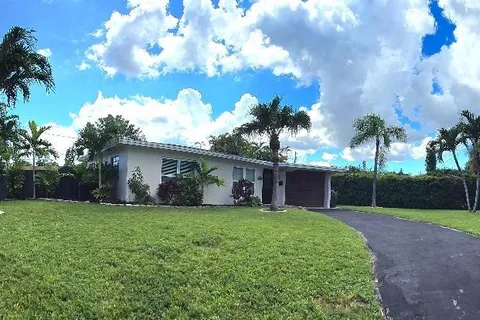 3909 NW 17th Ter, Oakland Park FL 33309