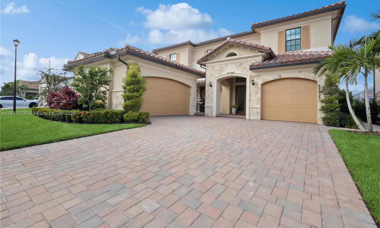 12025 Lake Trail Ln, Parkland FL 33076