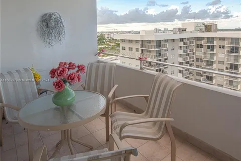 9225 Collins Ave # 1403, Surfside FL 33154