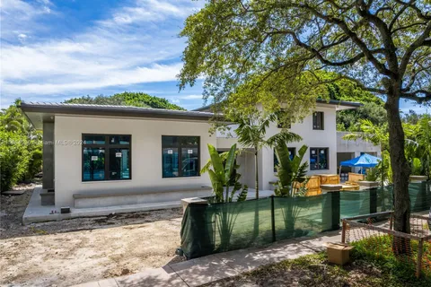 3809 Anderson Rd, Coral Gables FL 33134