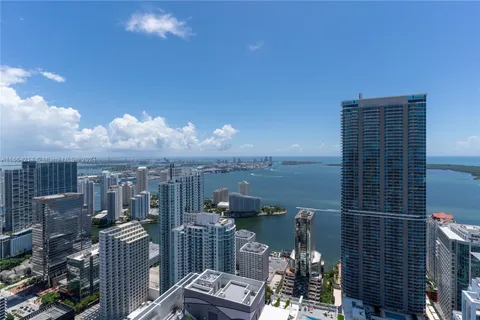 1000 Brickell Plz # 4703, Miami FL 33131