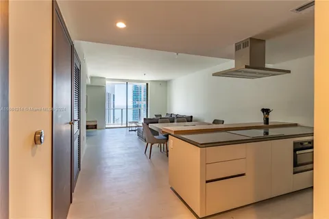 1000 Brickell Plz # 4703, Miami FL 33131