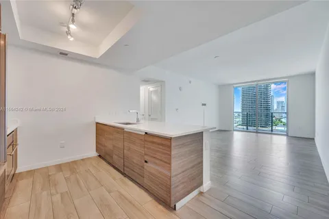 1100 S Miami Ave # 2007, Miami FL 33130