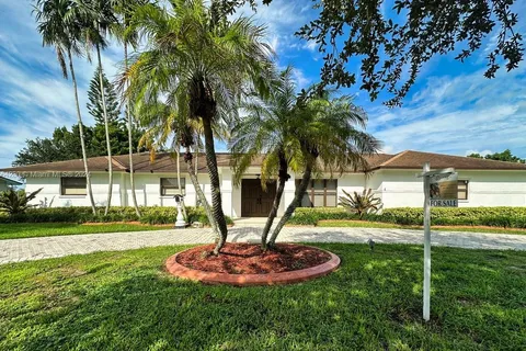 17720 SW 92nd Ave, Palmetto Bay FL 33157