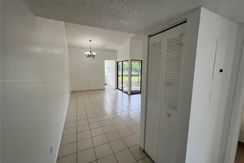 975 N Franklin Ave # 975E, Homestead FL 33034