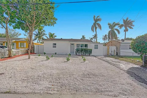 4296 SW 49th St, Dania Beach FL 33314