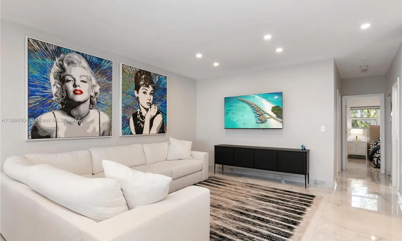 3131 S Ocean Dr # 209, Hallandale Beach FL 33009