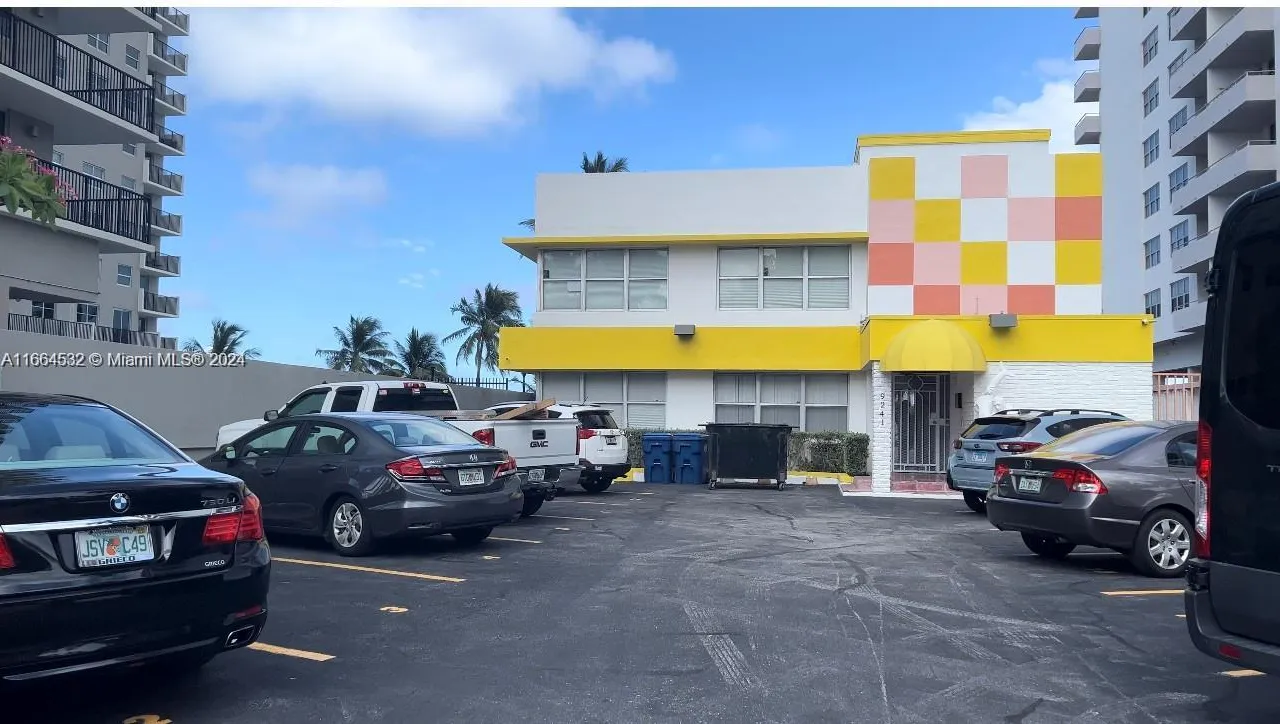 9241 Collins # 1, Surfside FL 33154