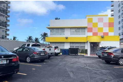 9241 Collins # 1, Surfside FL 33154